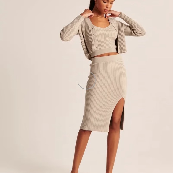 Abercrombie & Fitch Midi Skirt - Size S - Picture 2 of 8